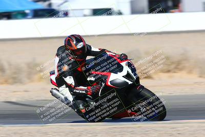 media/Jan-08-2022-SoCal Trackdays (Sat) [[1ec2777125]]/Turn 15 Inside (950am)/